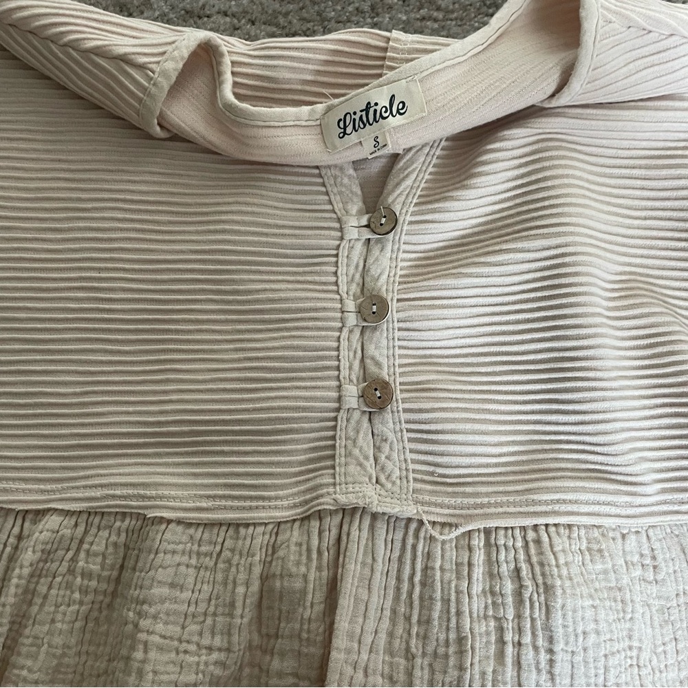 Button front blouse - Picture 4 of 4